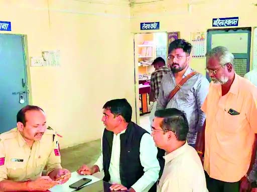 मंदसौर अपहरण कांड: लहसुन खरीदने आए तमिलनाडु के व्यापारी का फोरलेन से अपहरण, लेन-देन विवाद की आशंका 8 WhatsApp Image 2025-11-13 at 11.22.27 PM (1)